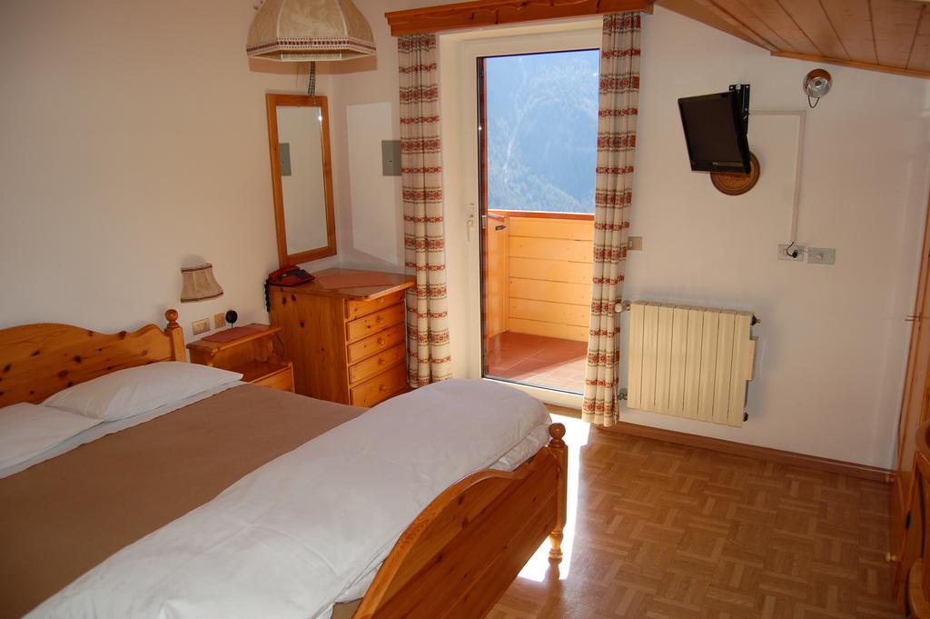 Hotel Millefiori Vigo di Fassa Δωμάτιο φωτογραφία